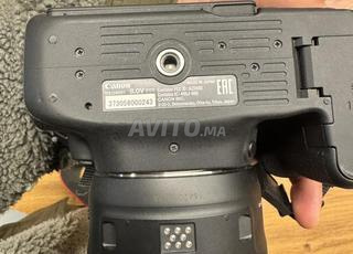 Canon EOS 90D avec objectif 18-135 is USM Nano