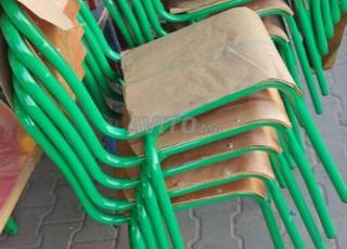 Chaise semi métallique