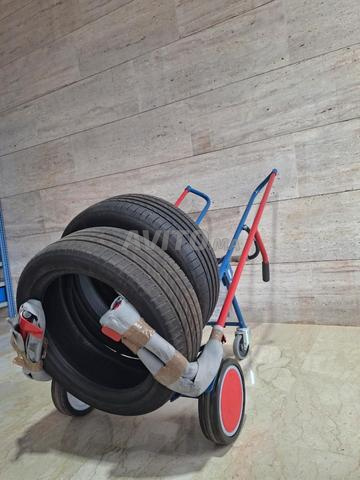 عربة نقل الإطارات مع حامل – 200 كجم