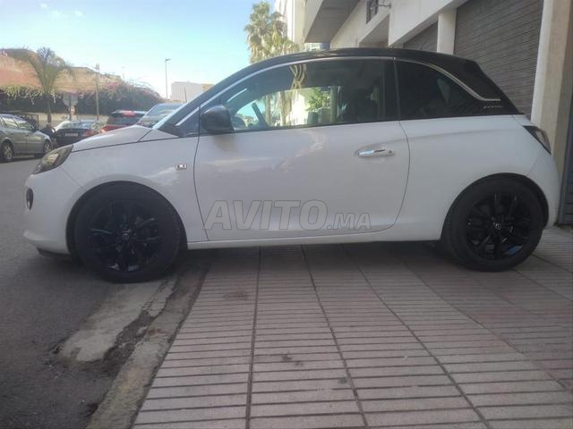 أوبل آدم بنزين يدوية 2016 كازا 52000 كم