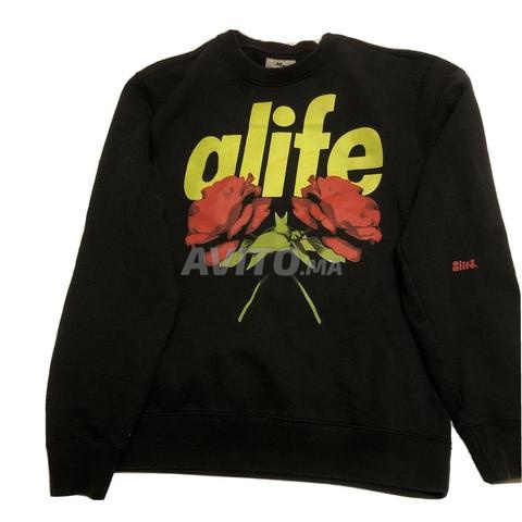 Sweater ALIFE Original – Size M – حالة ممتازة