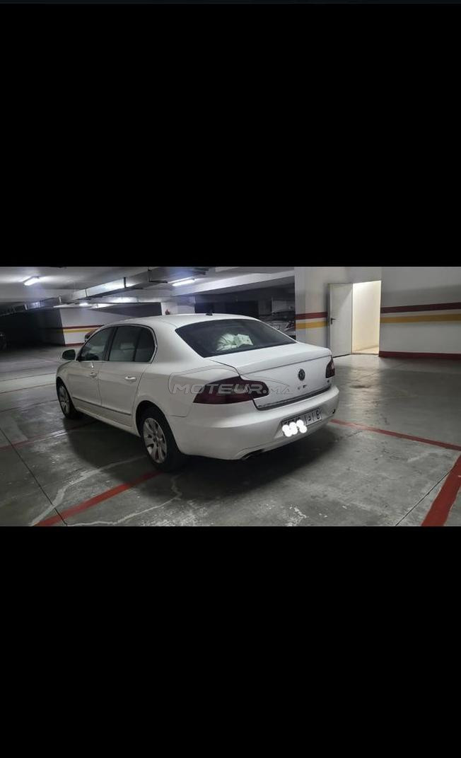 SKODA SUPERB EN BONNE ÉTAT 