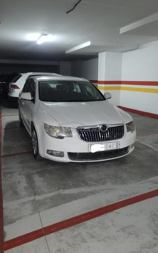 SKODA SUPERB EN BONNE ÉTAT 
