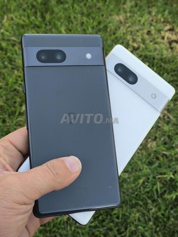 جوجل بكسل 7a 5G أسود وأبيض جديد