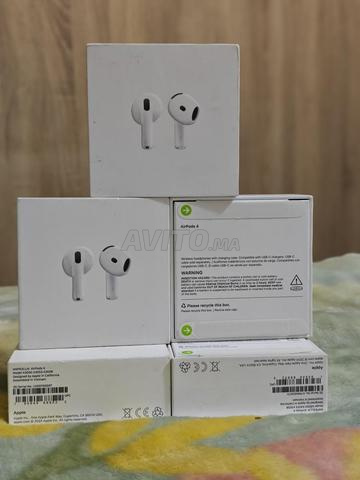 ايربودز 4 أصلية مترقين