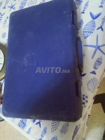 ميزان ليزر مع حامل ثلاثي القوائم