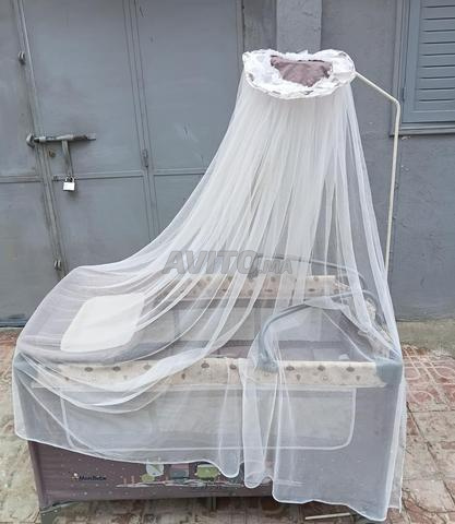 سرير أطفال كامل