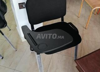 كرسي بذراع AR