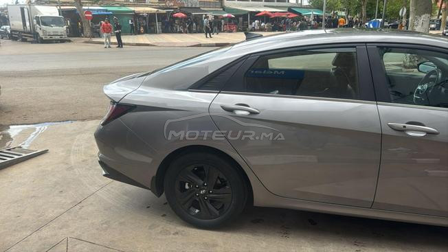 Hyundai Elantra Hybrid a vendre