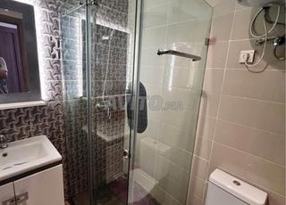 كابينة دش للحمام