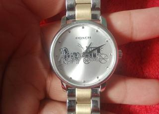 ساعة COACH نسائية