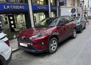 تويوتا RAV4 هايبرد بوردو سقف بانورامي 17 ألف في تطوان