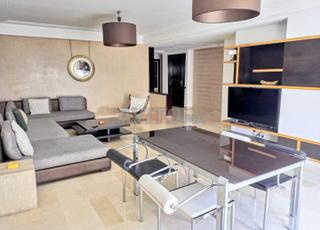 بيع شقة مكونة من 4 غرف بمساحة 157 م² في الدار البيضاء