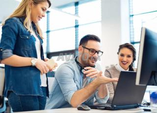 إنشاء موقع ويب وتسويق رقمي