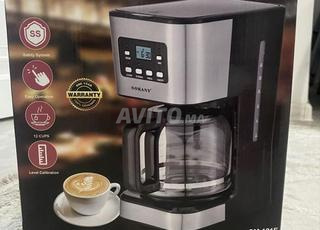 ماكينة قهوة