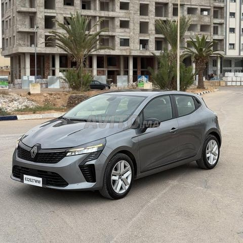 LOCATION DE VOITURE CLIO 5 AUTOMATIQUE
