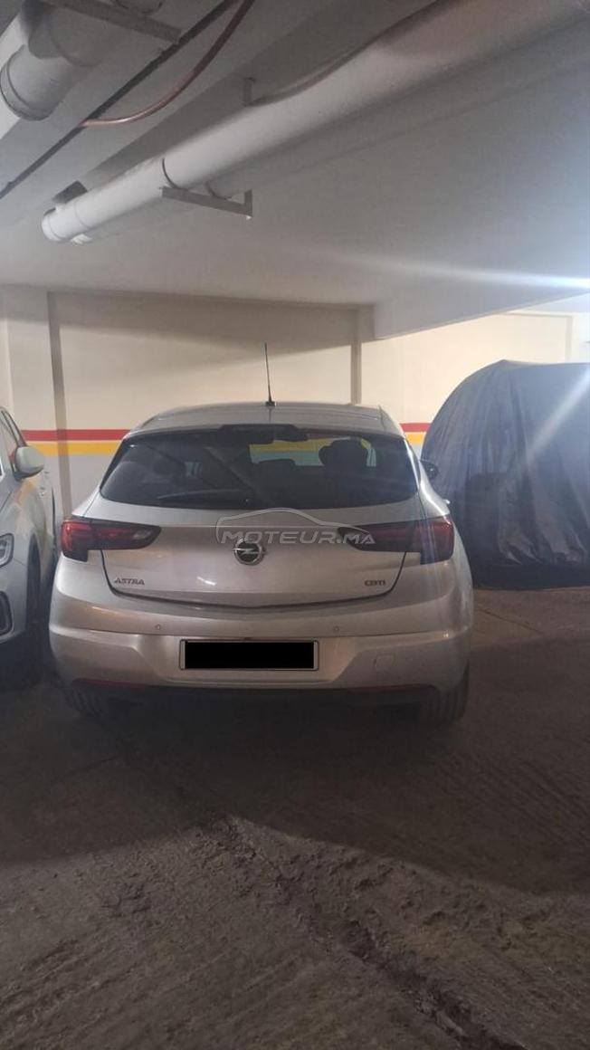 Opel Astra Diesel Automatique 2020 à Casablanca