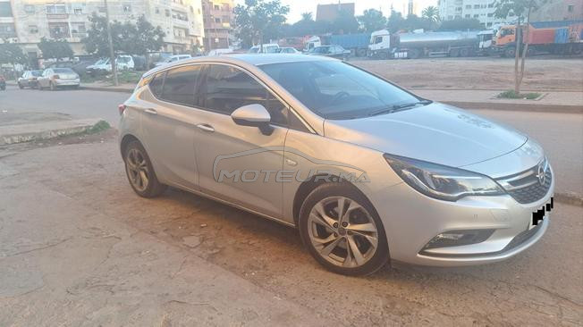 Opel Astra Diesel Automatique 2020 à Casablanca