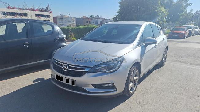 Opel Astra Diesel Automatique 2020 à Casablanca