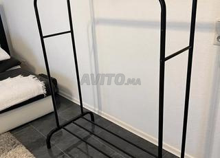 Qualité excellente, superbes cintres