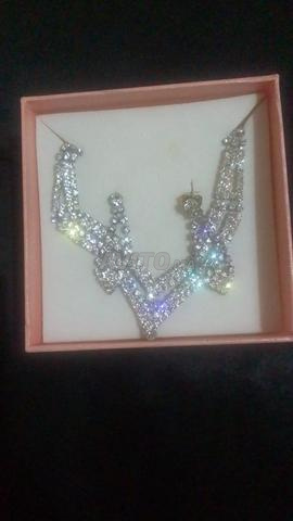 Parure élégante composée d’un collier raffiné