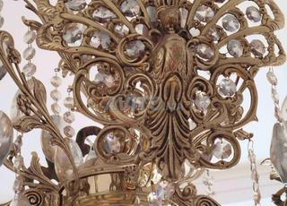 4 بولات ثريا نحاس