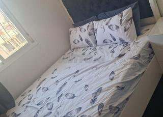 Moustiquaire et vue dégagée