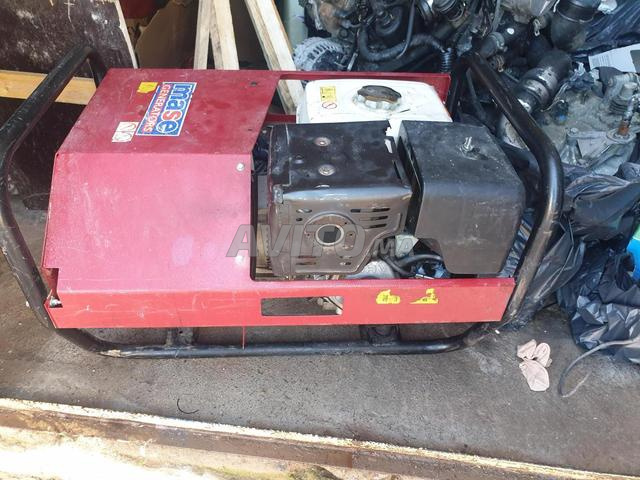مولد كهربائي 5 KVA بنزين - 2