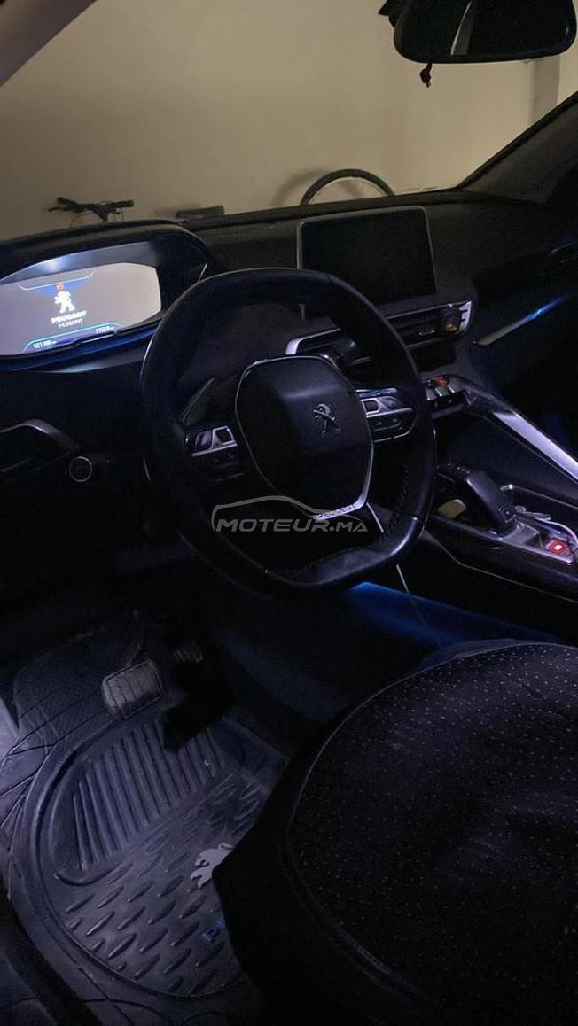Peugeot 3008 presque neuve.