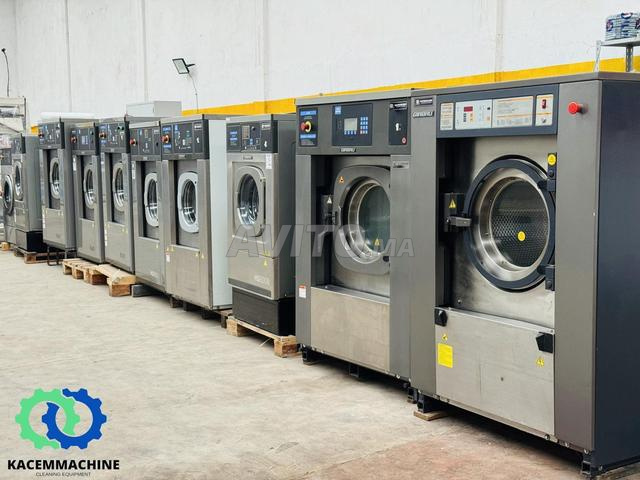 معدات مصبغة و مغسلة