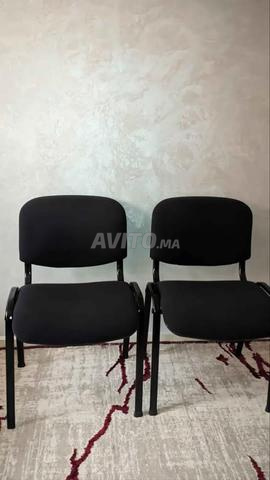 كرسي استقبال أنيق لكل فضاء