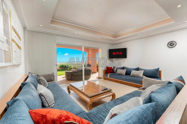 Appartement pieds dans l’eau avec terrasse et vue