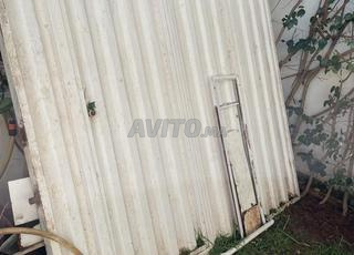 باب حديدي (مرآب)