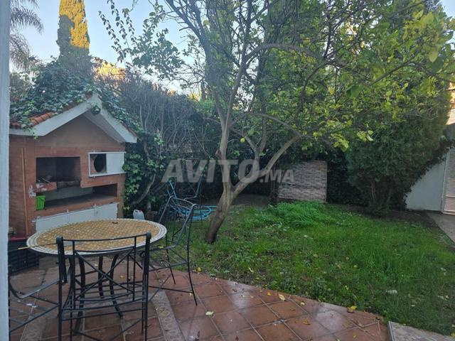 Villa à louer de 260m² à Birami est