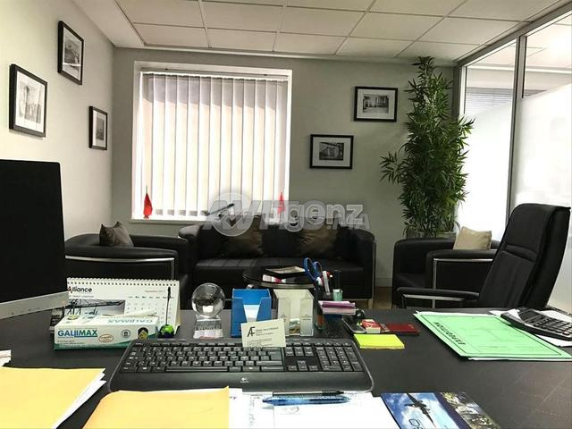 CMN-SI-1889 - Bureau à louer à Derb Omar - 2