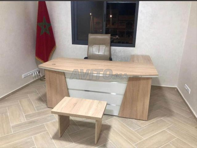 مكاتب إدارية محلية الصنع بأسعار مناسبة - 2