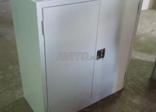 خزانة معدنية