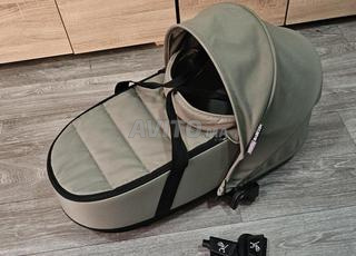 حاضنة يويو بيبيزن بألوان متعددة