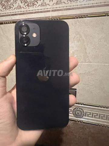 ايفون 12 نقي