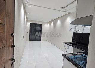 استوديو للبيع بمساحة 59 متر مربع في عين السبع