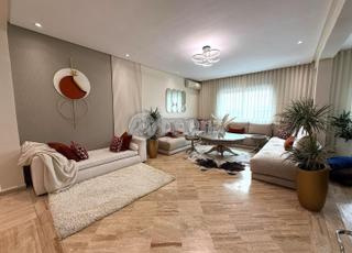 CMN-AC-1910 - شقة للبيع في كاليفورنيا