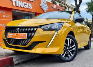 بيجو 208 1.5 BlueHDI أوتوماتيكية 2023 كاملة الإضافات