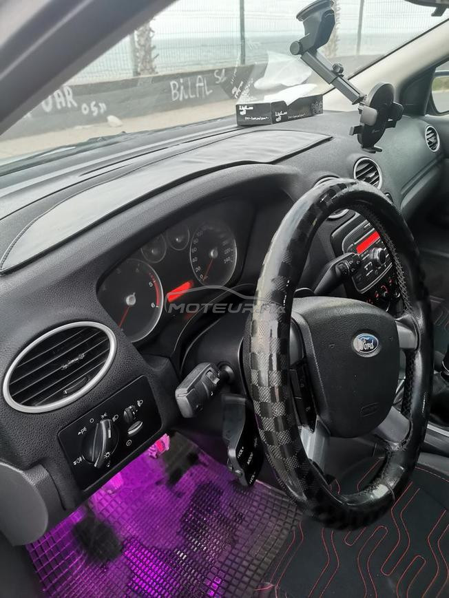  Ford Focus Ghia