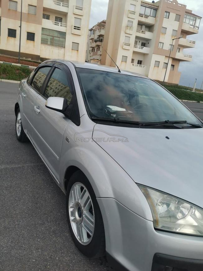  Ford Focus Ghia