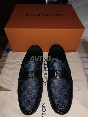 أحذية لويس فيتون جديدة للبيع