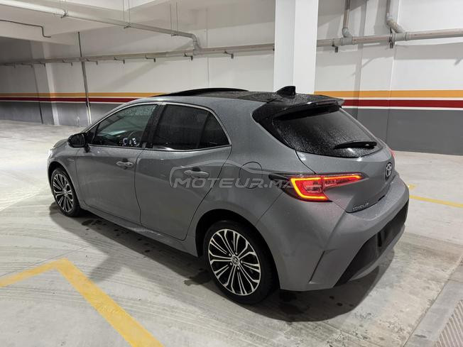 TOYOTA COROLLA S HYBRID