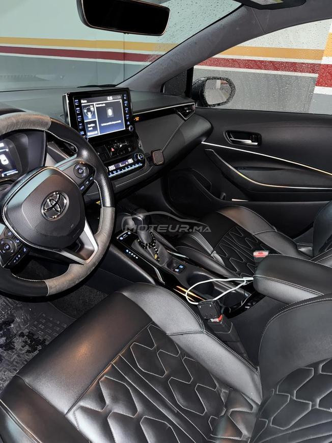 TOYOTA COROLLA S HYBRID