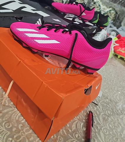 حذاء رياضي من نوع أديداس جديد نمرة 44