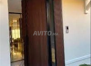 Vernisseur menuisier