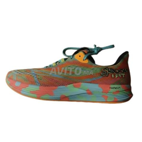 أبيع ASICS NOOSA TRI.